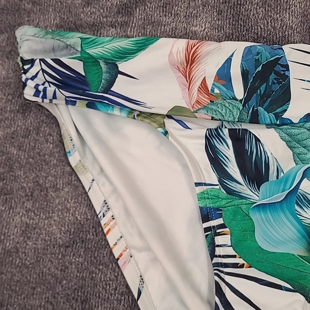 WAS $ 64 LA BLANCA In The Moment Banded Hipster Bikini Bott - Picture 10 of 16